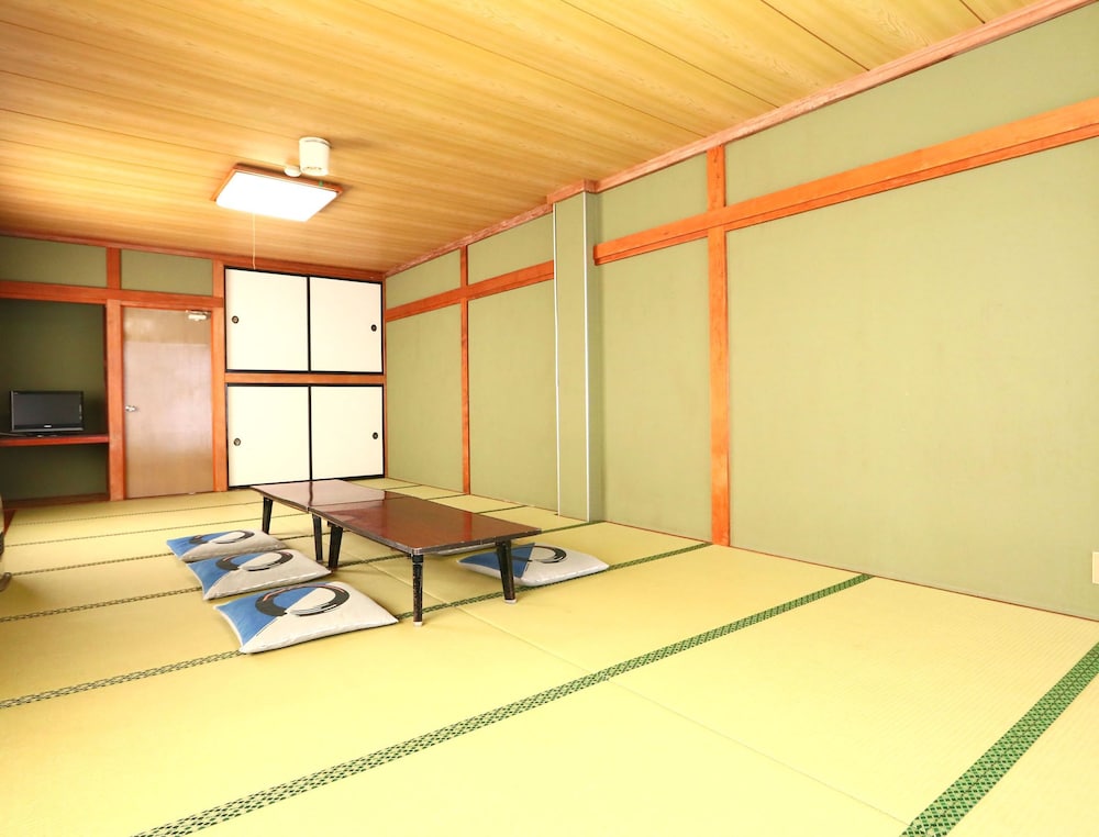 Sports Inn Aoyama Dori view 3