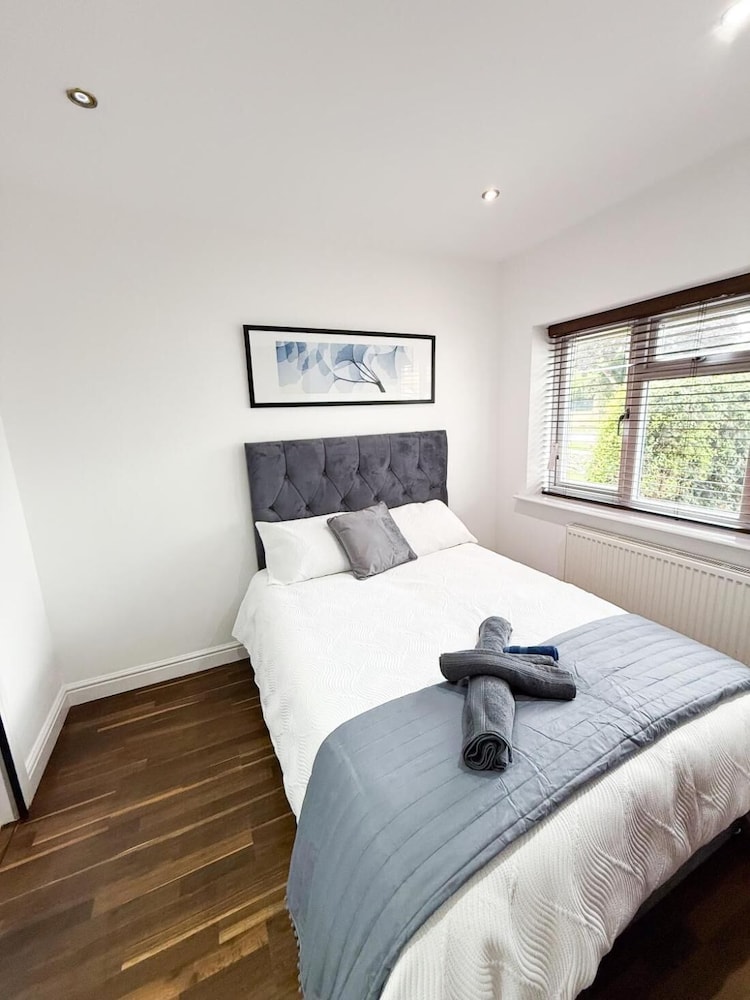 Bassetts House - Mins to Central London