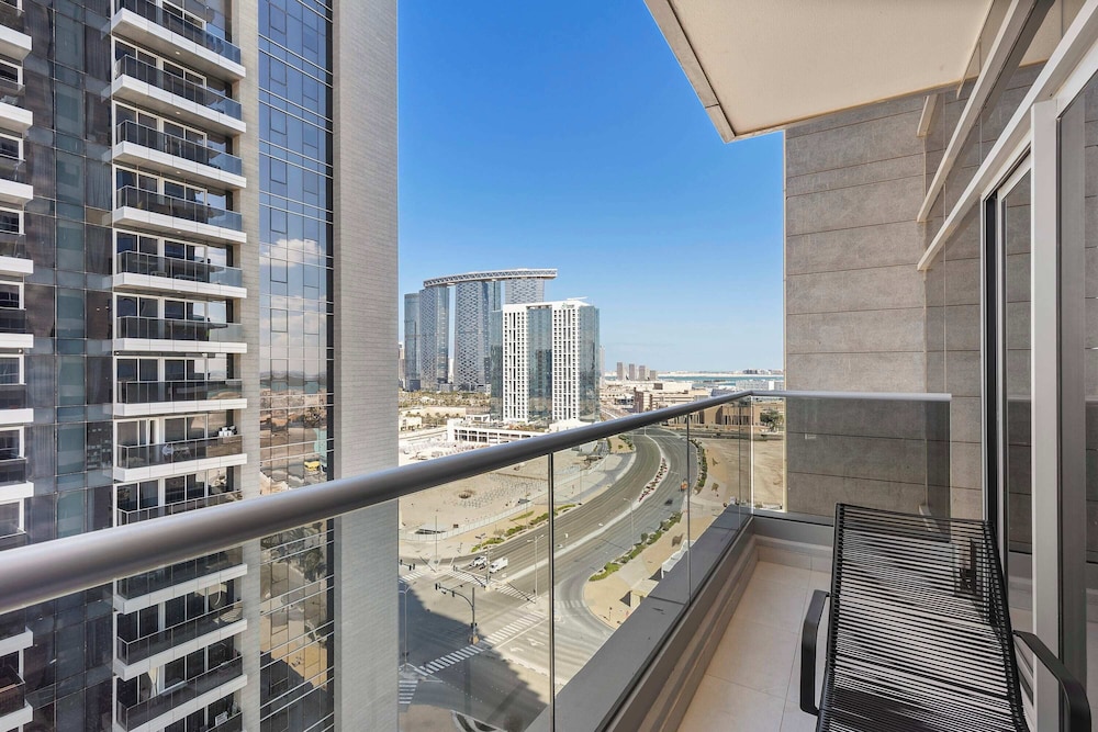 Abu Dhabi Vacations - Silkhaus Najmat C 2, Al Reem Abu Dhabi - Property Image 121