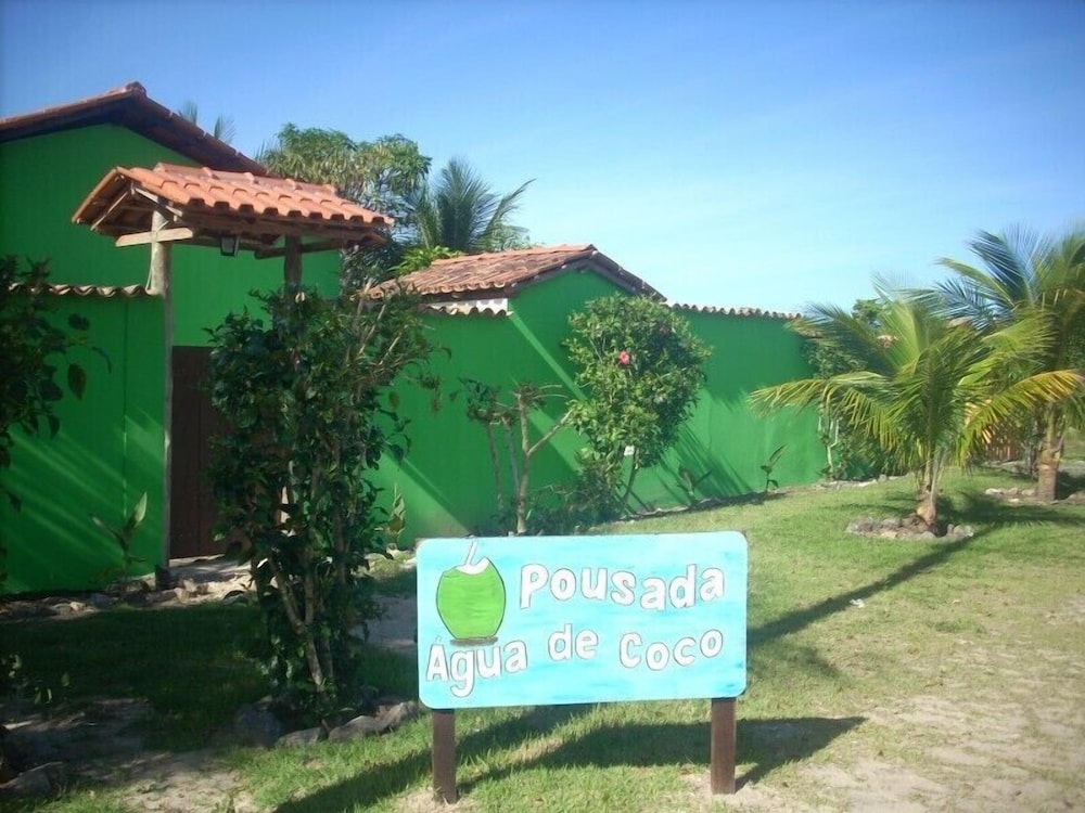 POUSADA ÁGUA DE COCO