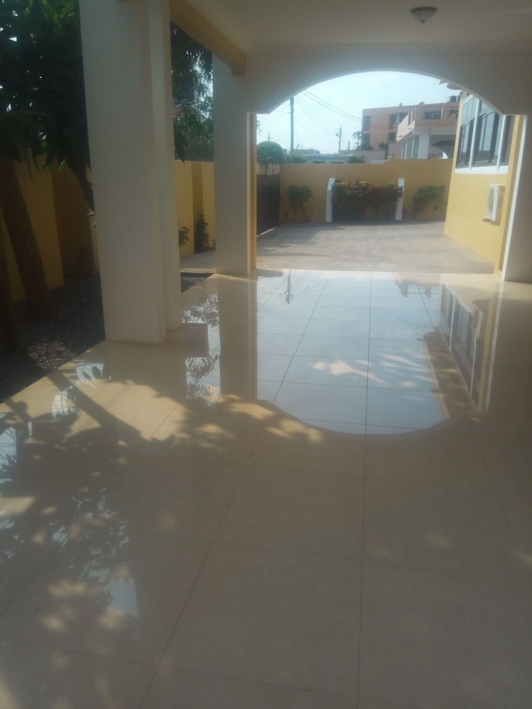 Ama Serwaa Lodge, photo 13