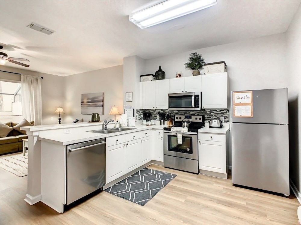 Windsor Palms Townhome W/private Pool Near Disney 3 Bedroom Townhouse