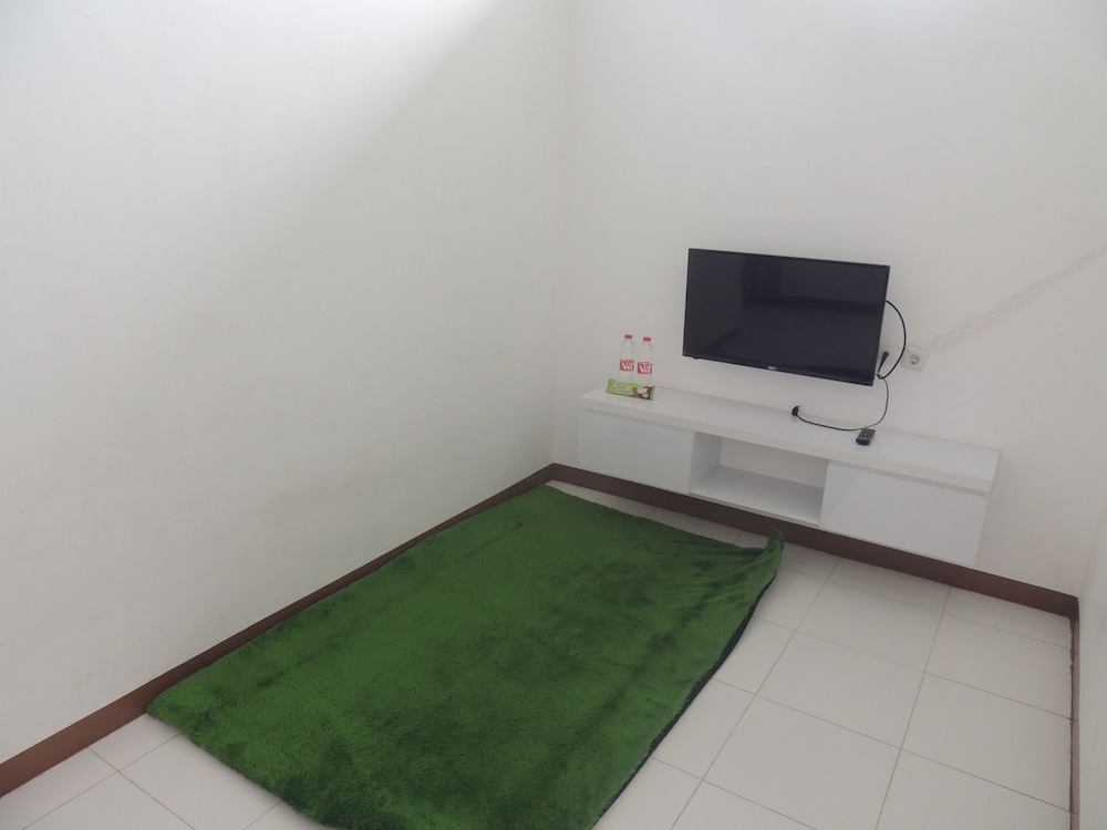 Kozi Kost Paviliun view 5