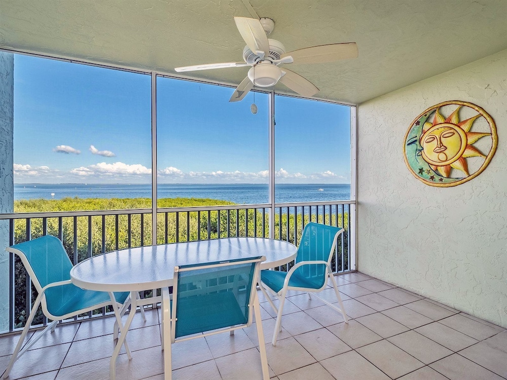 Bayside Villas view 4