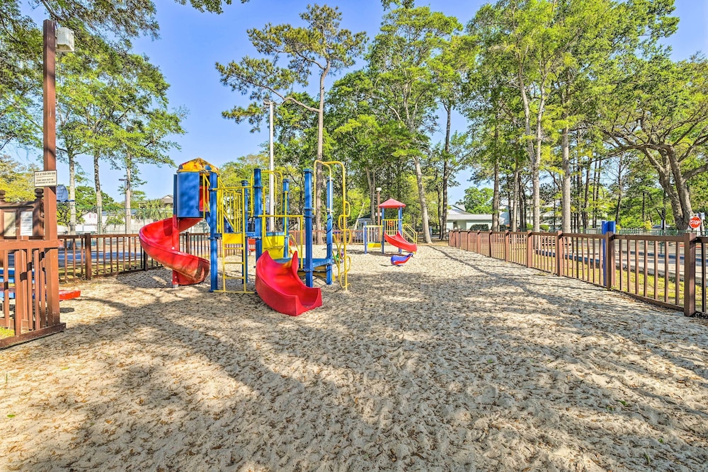Ocean-view Balcony: Myrtle Beach Resort Condo!