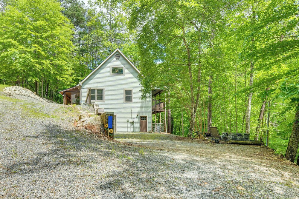 Lake Lure Mountain Retreat w/ Fire Pit & Gas Grill view 2