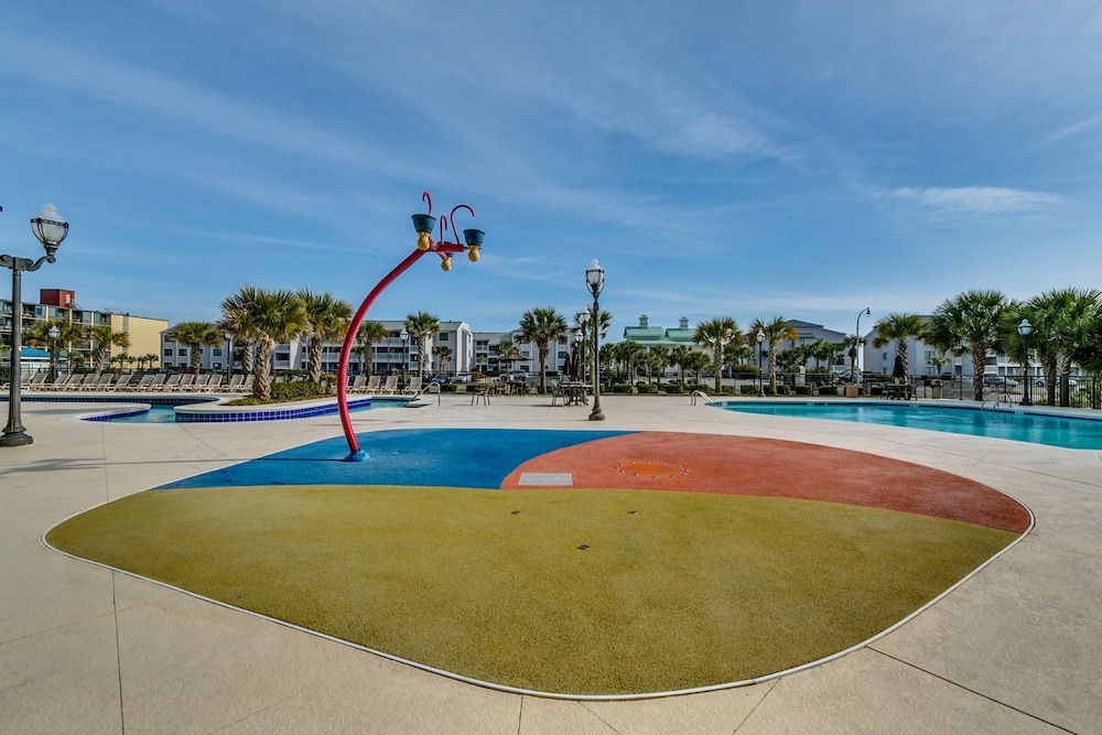 Tilghman Beach and Golf Resort by Condo-World