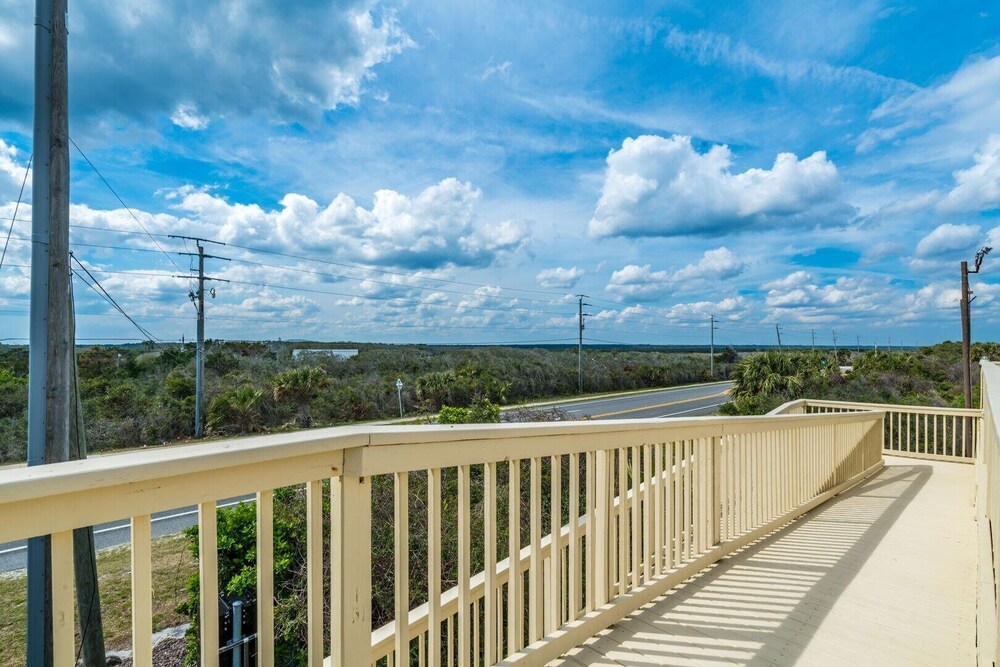 Blessed By The Sea Crescent Beach Activities 2 Bedroom Home