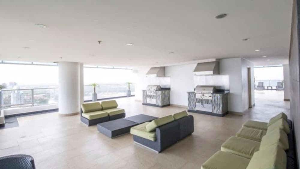 Estrella Federal I 2 Bedroom Apt in Costa del Este