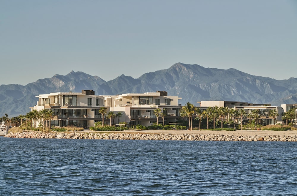 Four Seasons Resort Los Cabos at Costa Palmas - Property Image 2