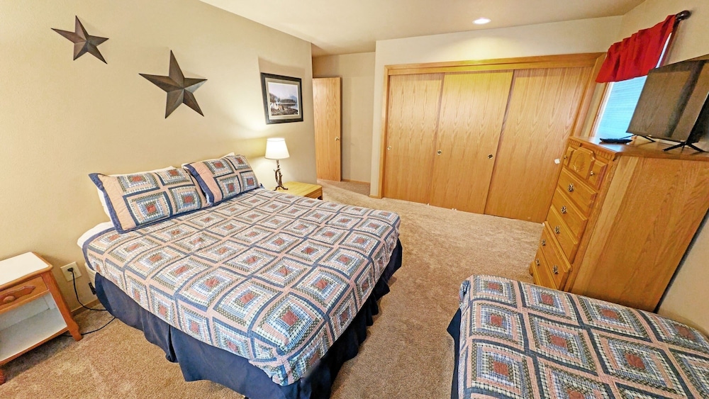 Foursome 2 4 Bedroom Home