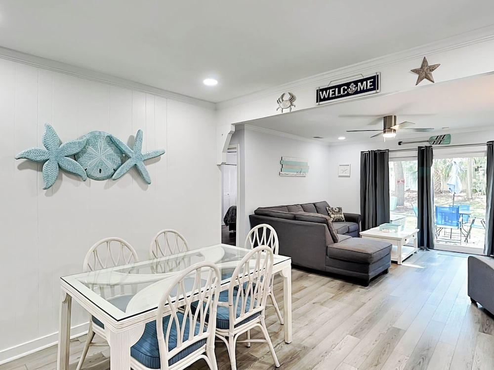 Island House 117 by Hilton Head Retreats