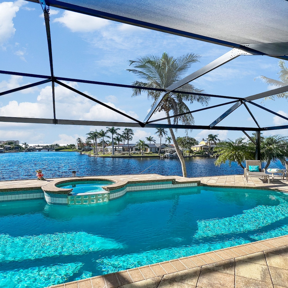 Rosegarden - Pool Spa and Perfect Water View