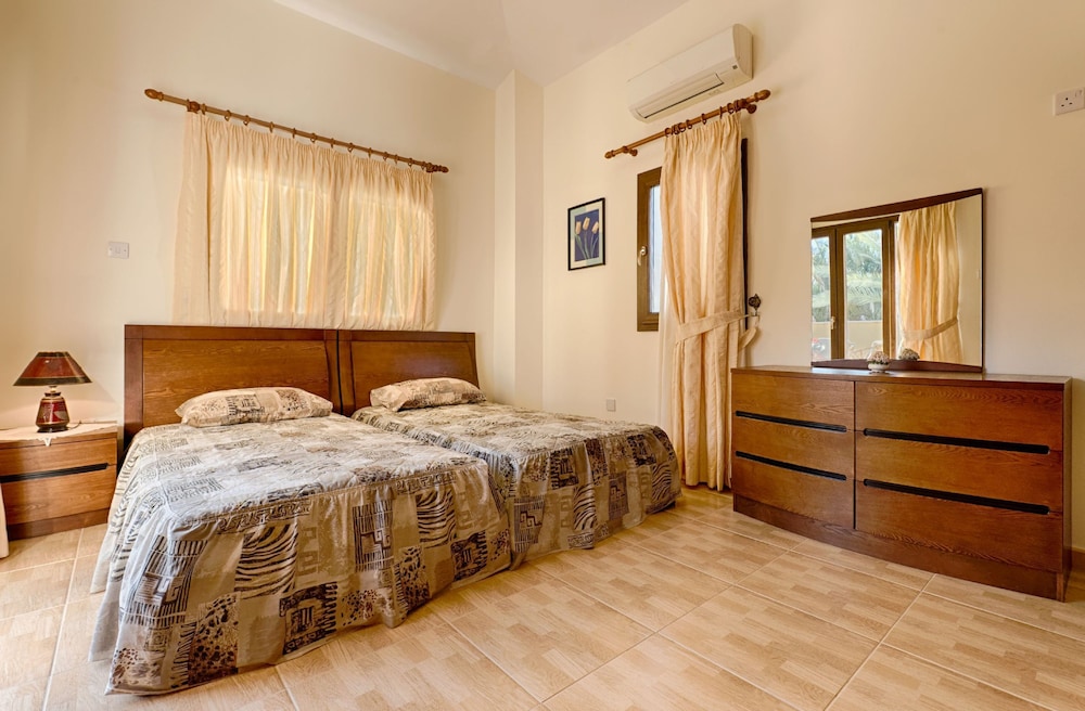 Villa Tsikkos Pende in Argaka