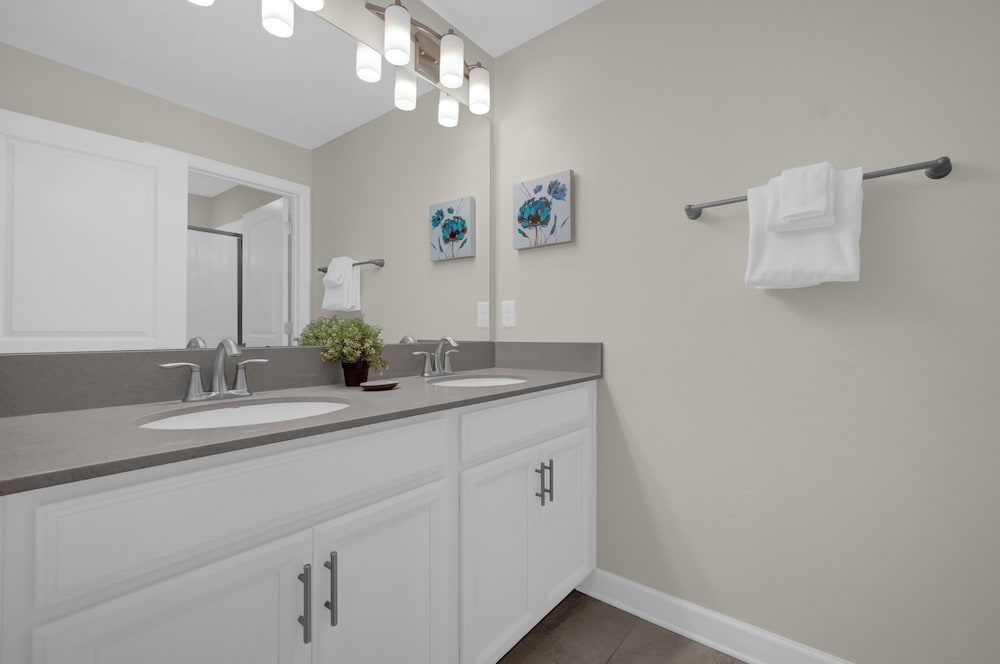 Luxury Davenport Home Perfect Family