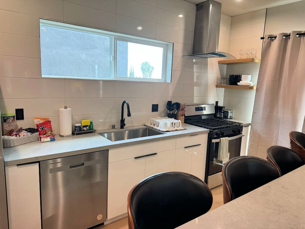 Premier Apts in Vibrant Downtown LA