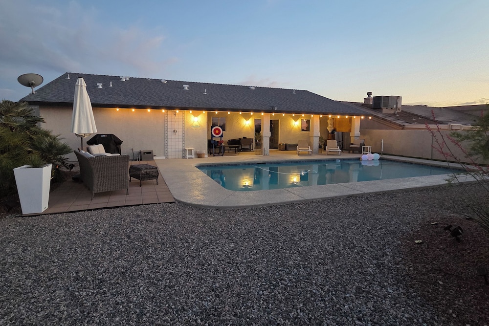 NEW Listing! Havasu Sunscape & Getaway w/ Views!