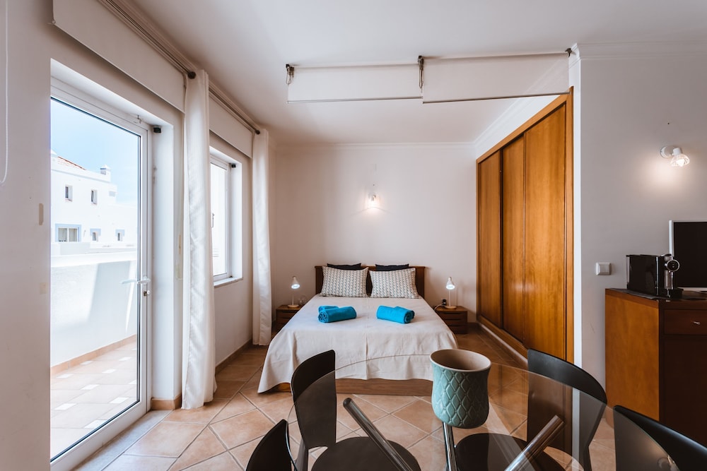 Quintavelha Pool Privategarage Balcony Flat 120