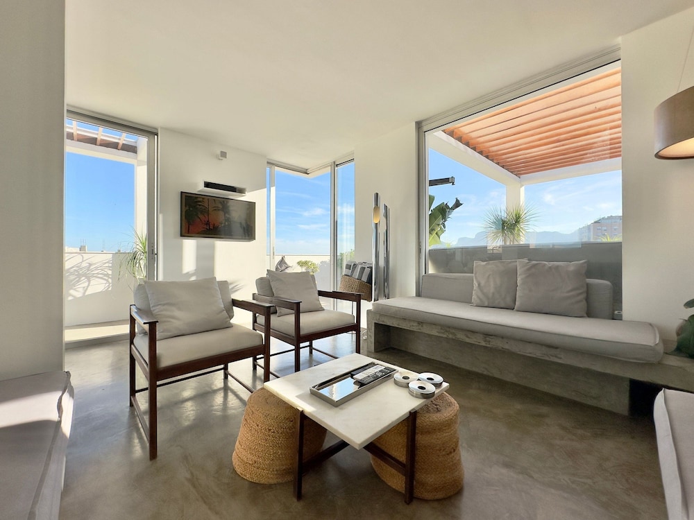 WhereInRio 4 suites luxury penthouse Ipanema