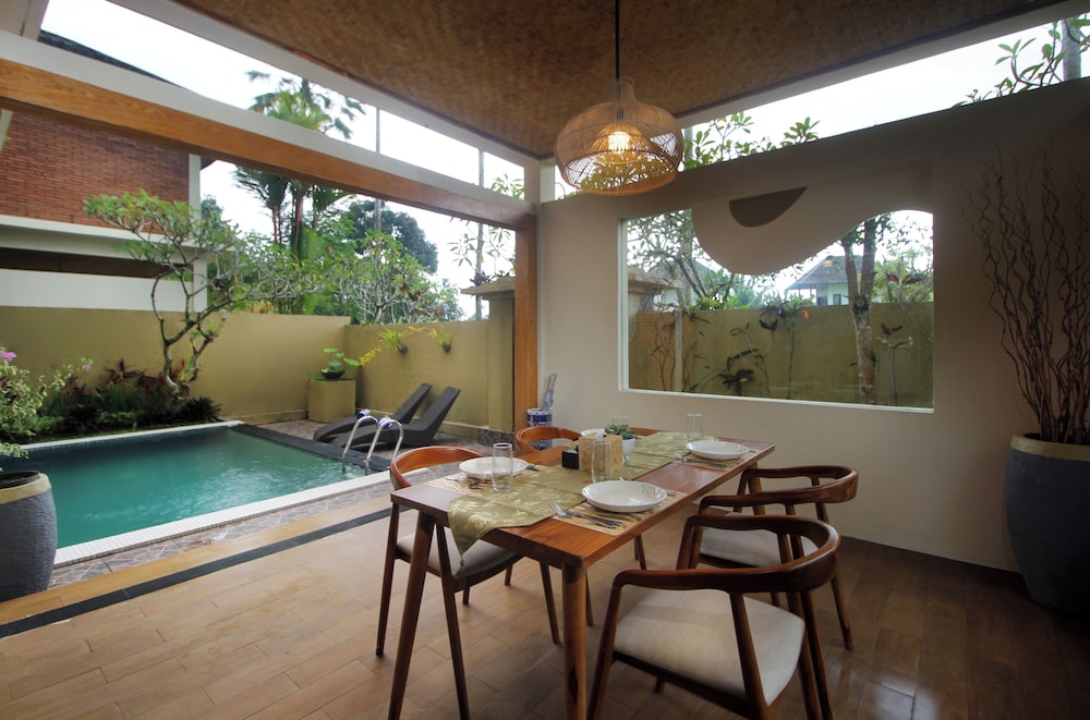 Kanaka Villas by Prabha