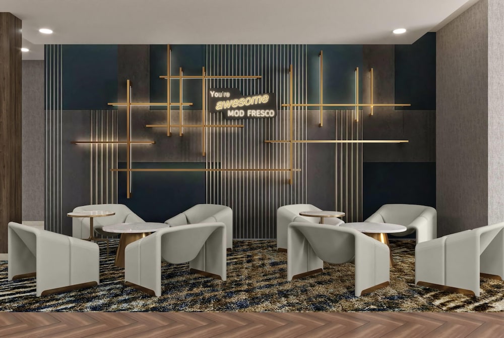 La Quinta Inn & Suites by Wyndham Phoenix West / Glendale