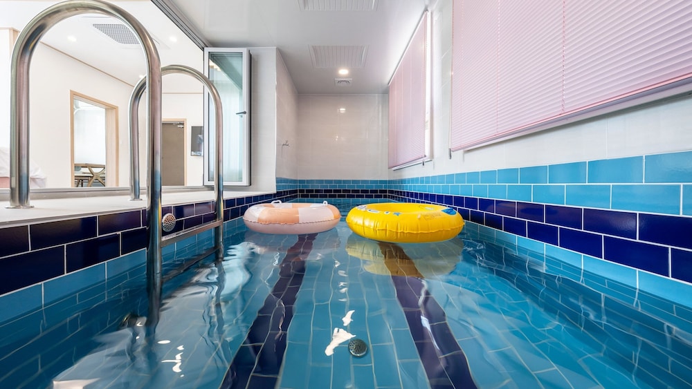 Gapyeong Laonjena Pool Villa