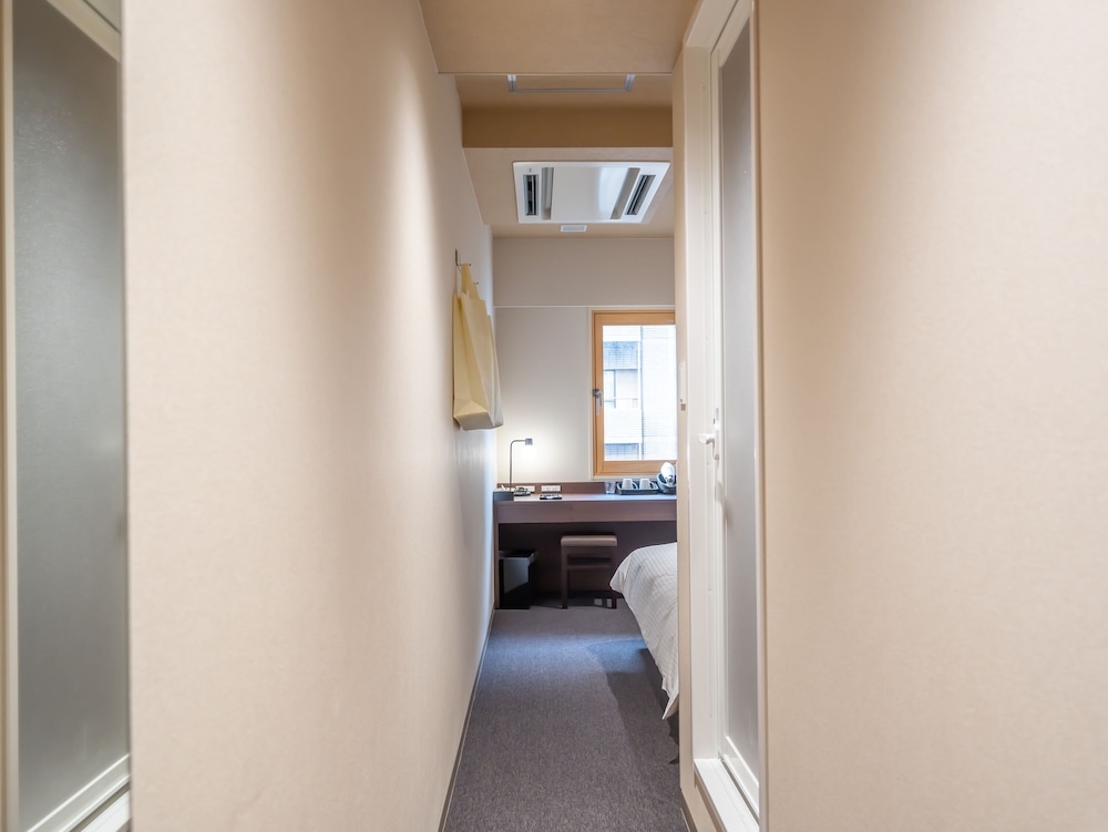 Shinsaibashi ARTY Inn 5