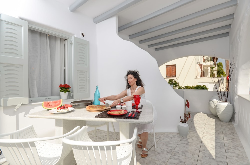 Naxos Evilion