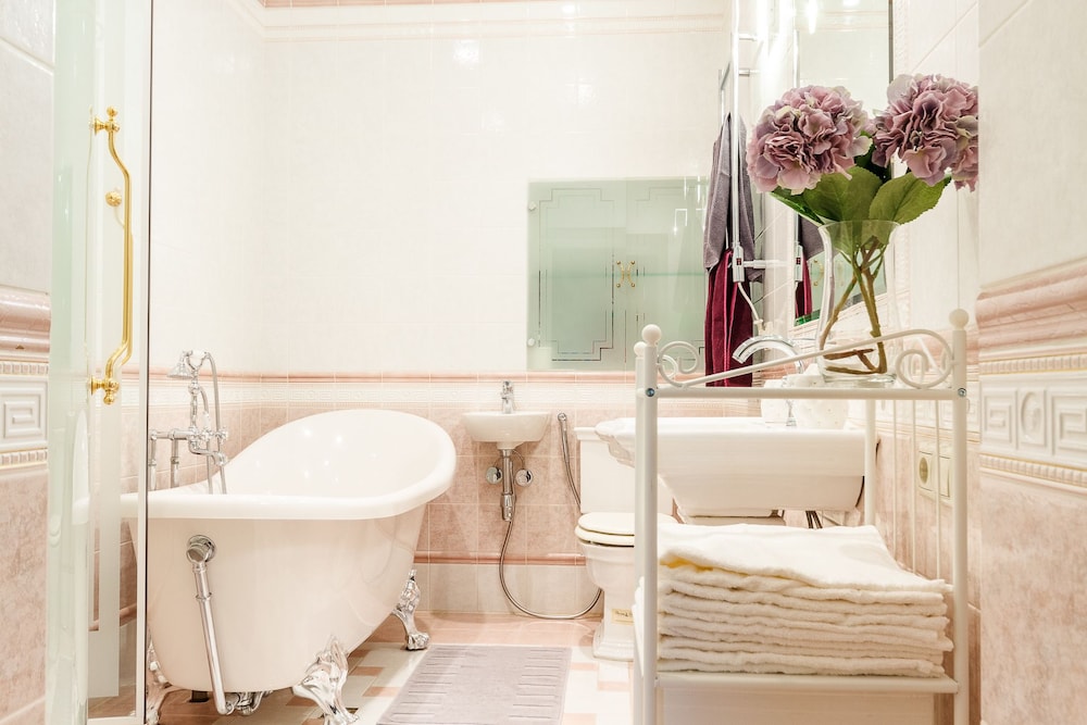 Charming Apartments near Hermitage
