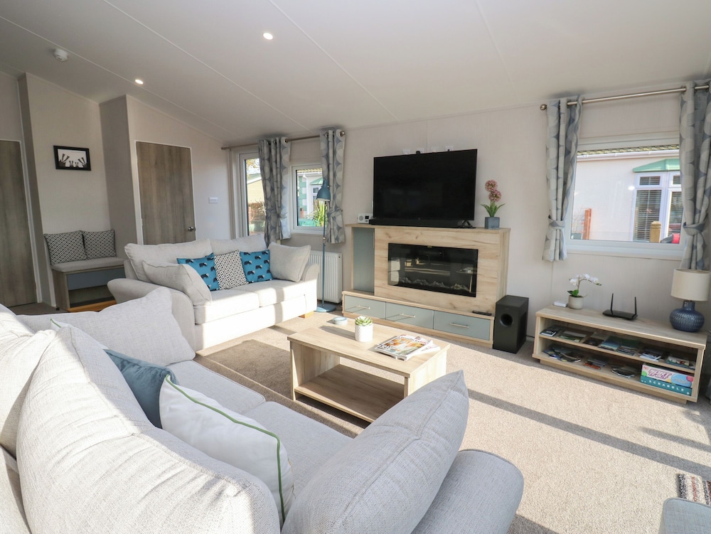 Brocklebank Lodge, 35