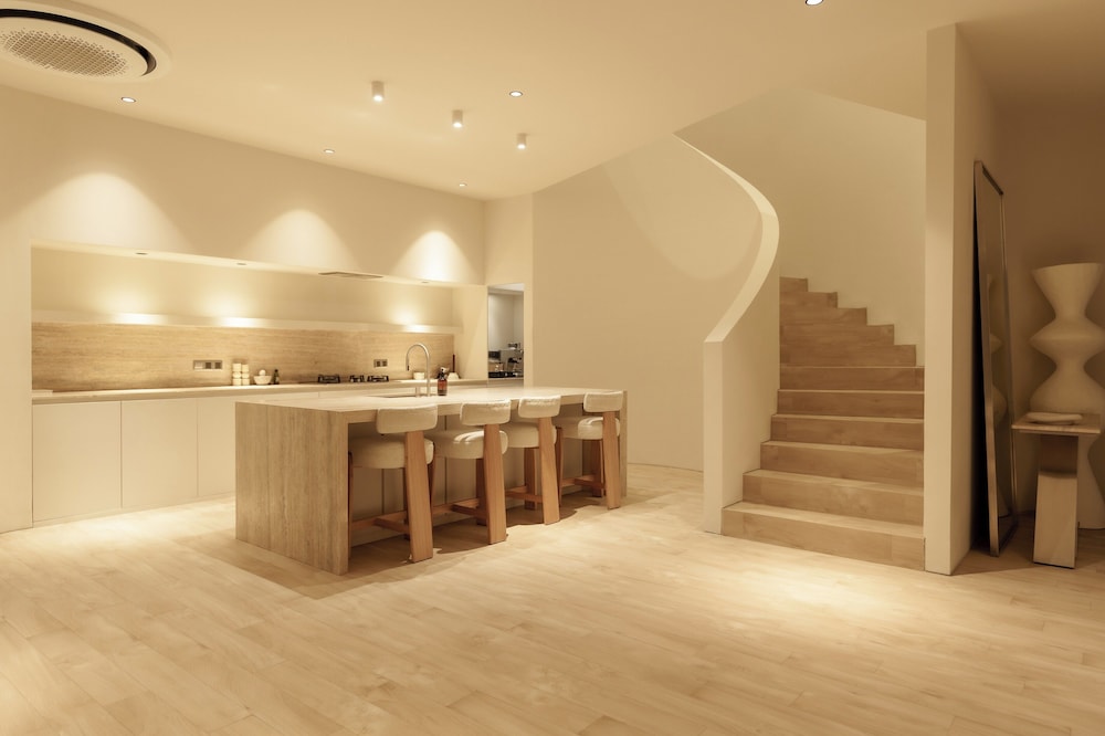 Lux Retreat 4BR Ocean Villa in Uluwatu