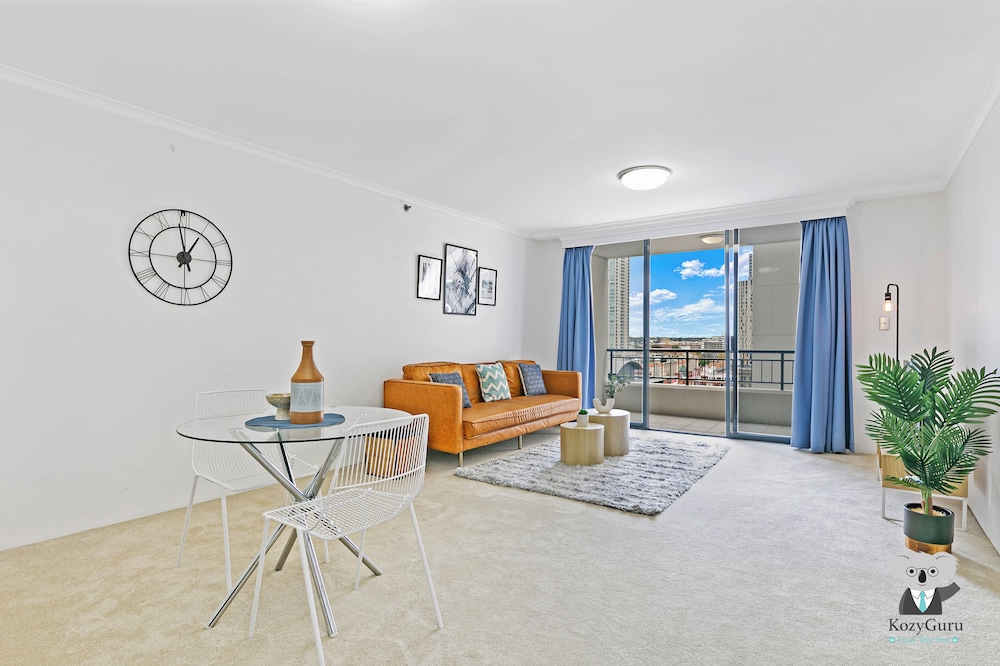 Kozyguru | Haymarket Syd | Overly Warm | 1 Bed Apt