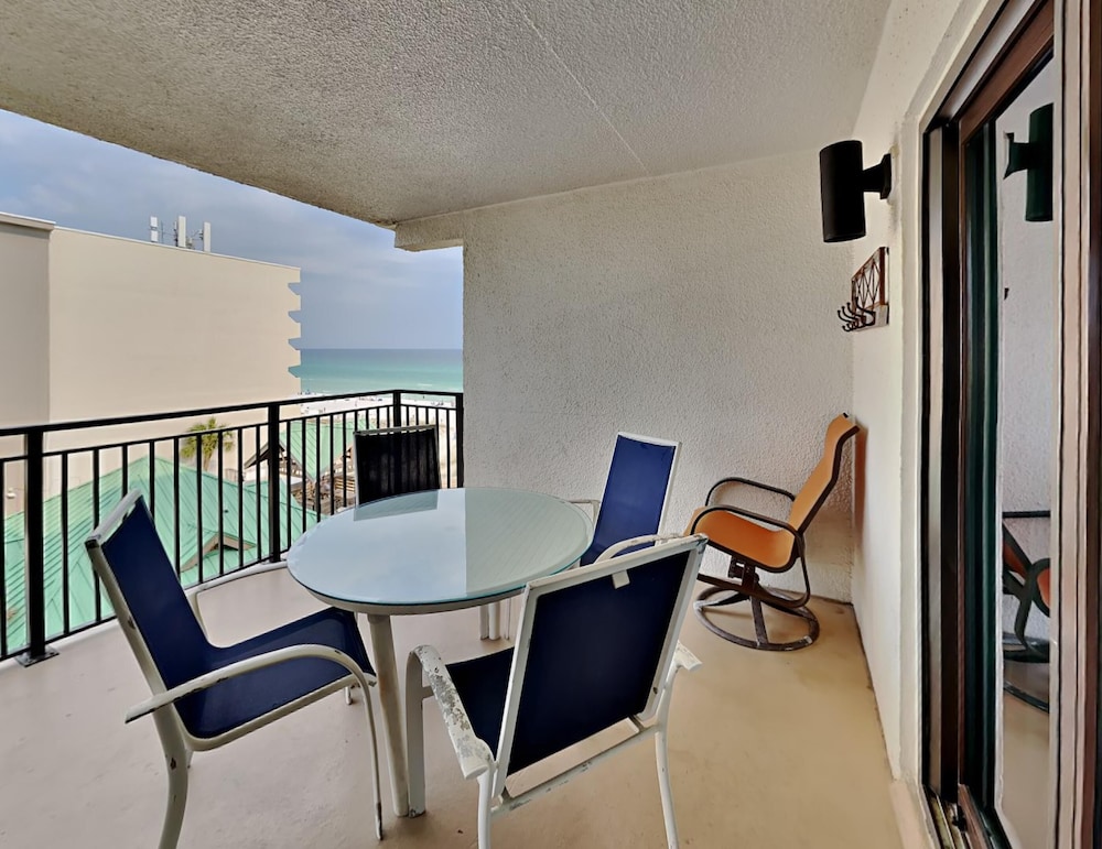 Emerald Isle Fort Walton Beach by Southern Vacation Rentals