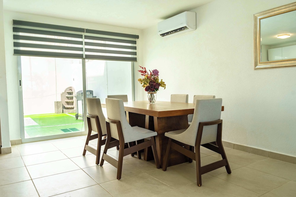 Modern Villa Priv. Beach Dreams Diamante