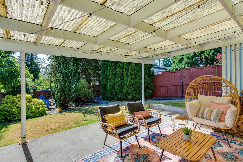 Updated Tacoma Home w/ Fire Pit! - Property Image 6