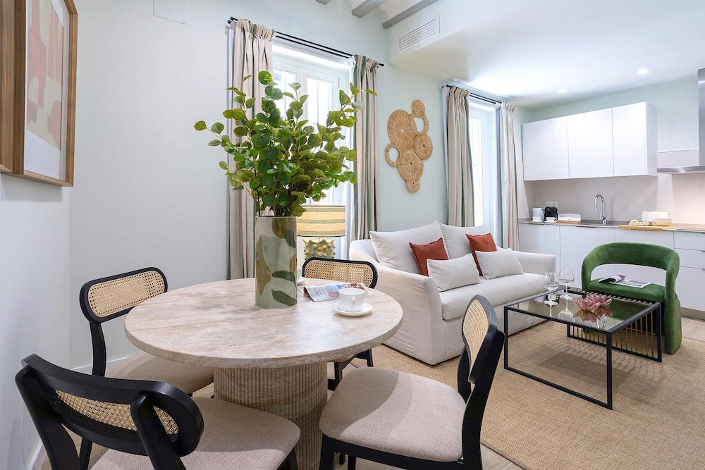 Spectacular Duplex in C diz Center Patrocinio III