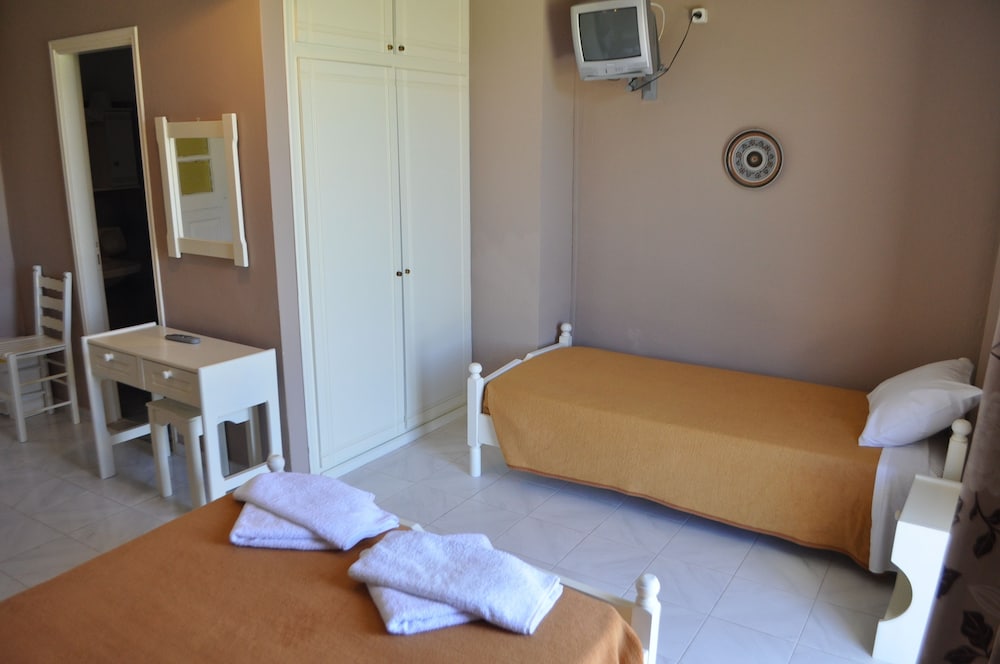 Photo 12