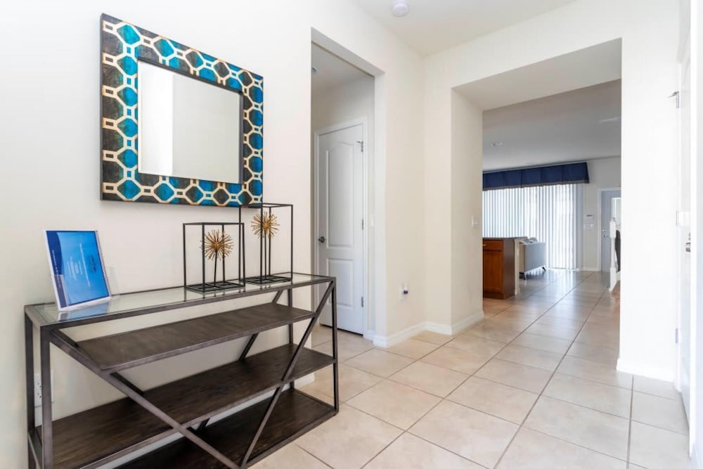 Amazing 5BR Private Pool Lakeview Near Disney