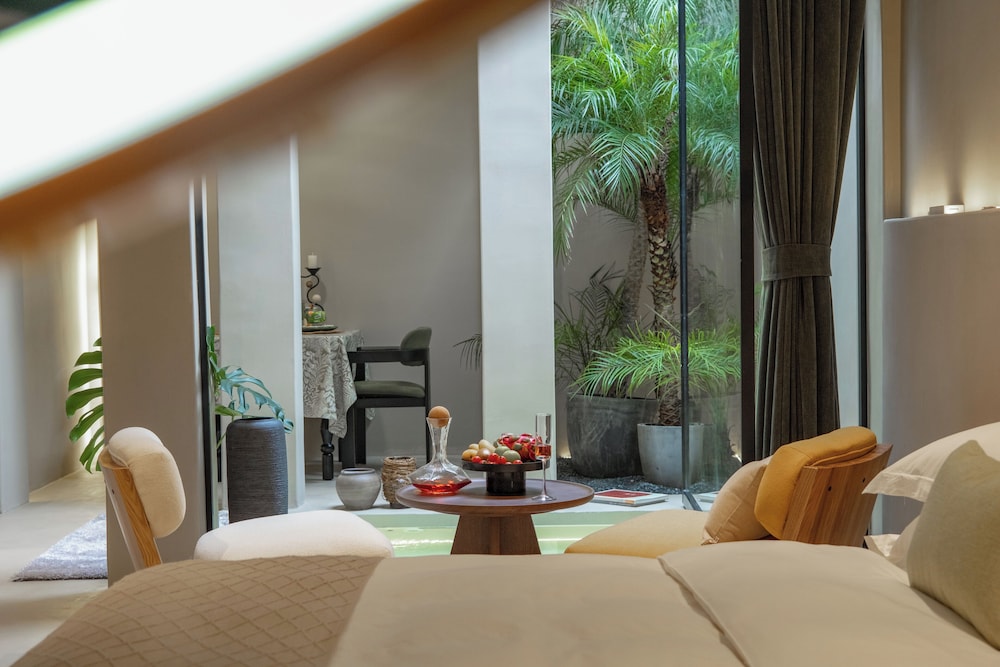 Jiangnanfu Bed and Breakfast