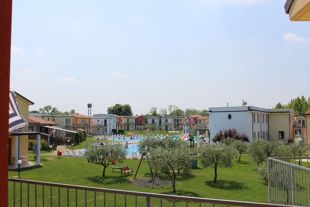 Gasparina Village