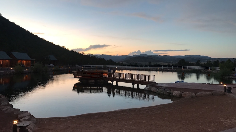 Holmstead Ranch Resort