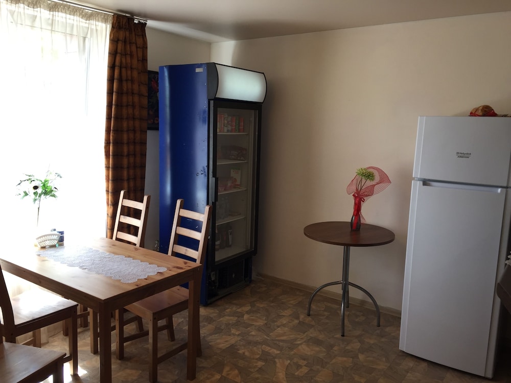 Dance Hotel