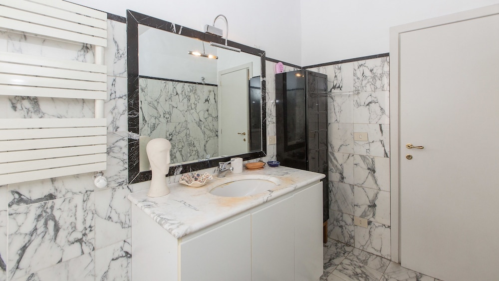 Rental In Rome Monti Apartment