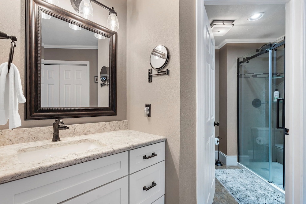 Shells Retreat - Amenities for the Whole Family! view 4