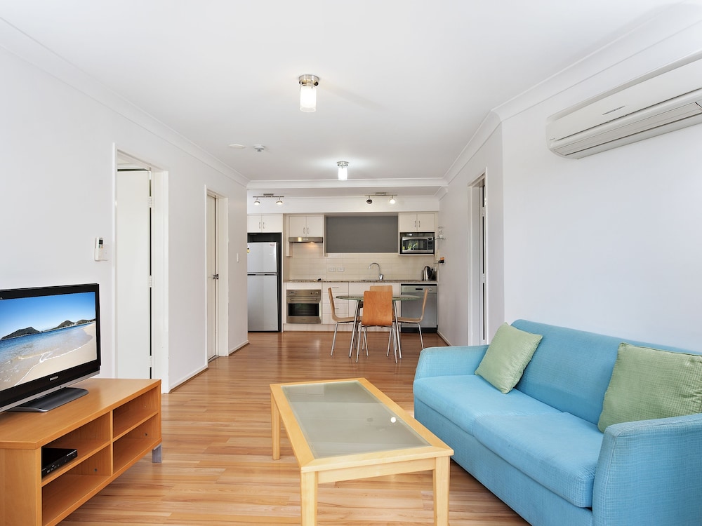 Shoal Bay Beachclub Apartments