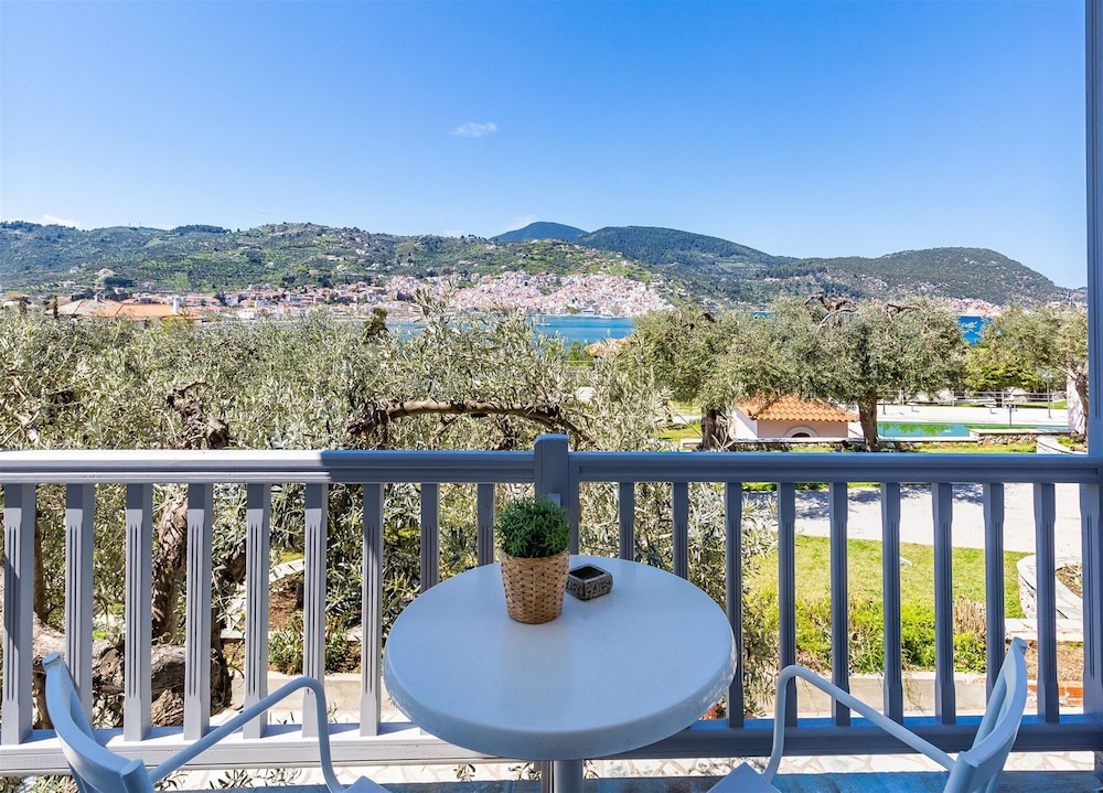Evlalia Studios & Villas