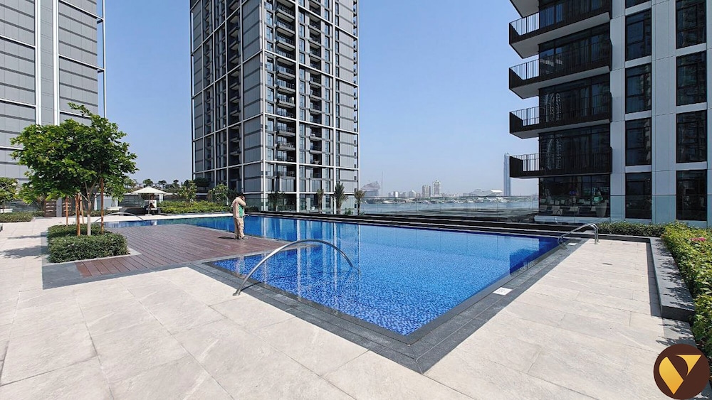 Vogue Creek Crescent Balcony Pool View