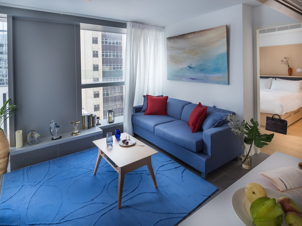 CHI Residences 138