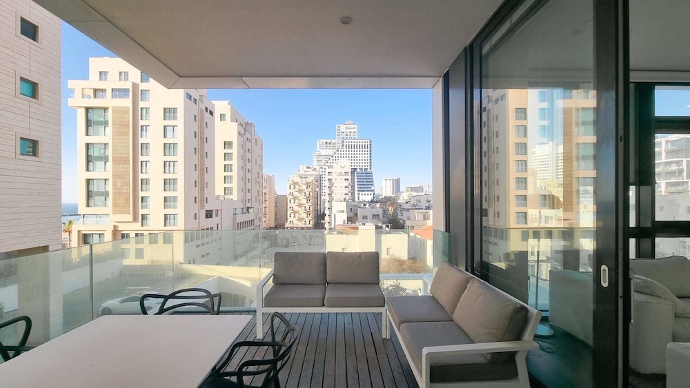 Hayarkon Royal in Tel Aviv-yafo