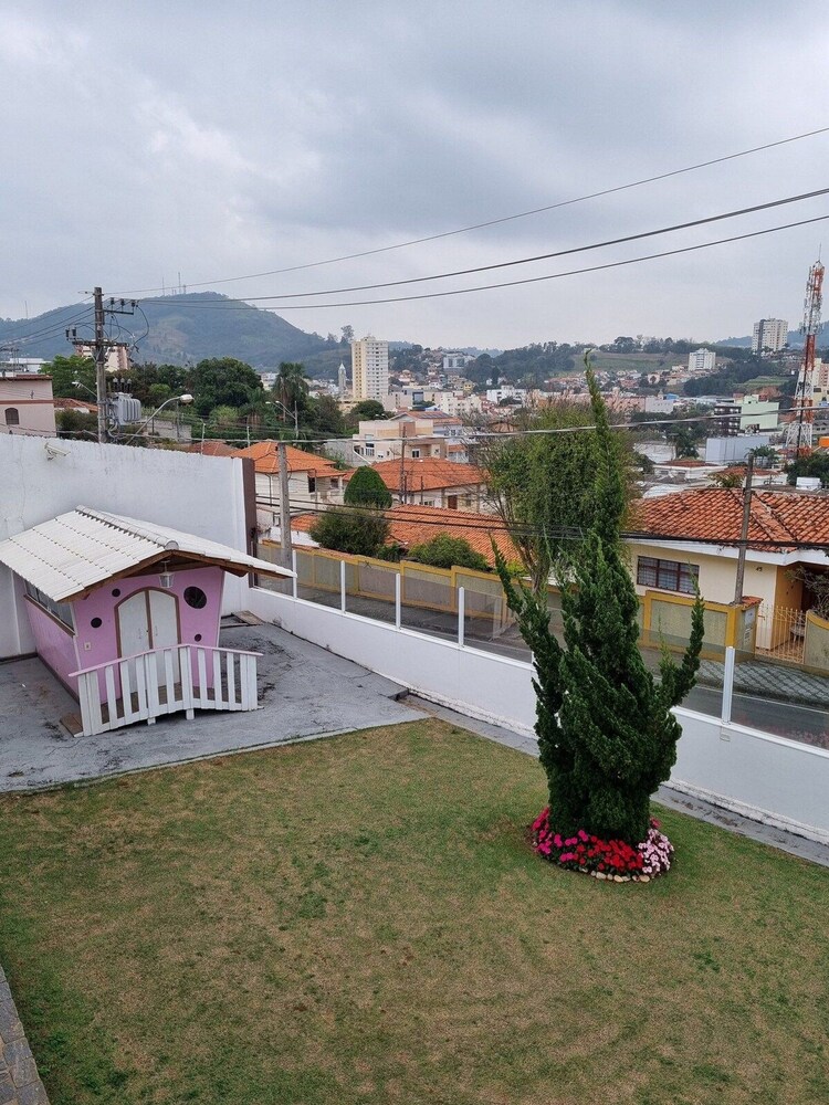 Mansao no centro São Roque